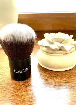 Пензлик black kabuki makeup brush