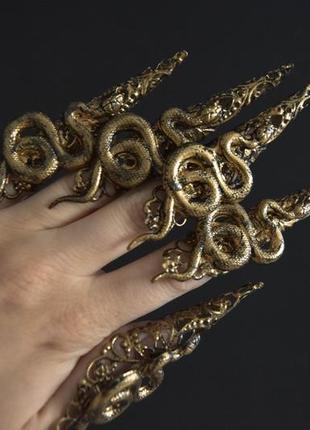 Змеиные кольца на пальцы