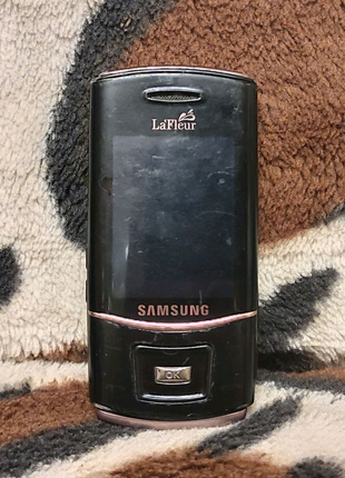 Мобильный телефон Samsung S5050