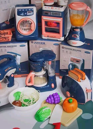 Детская кухня стиральная машинка,блендер,миксер,пылесос,печка,мик