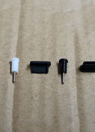 Заглушки від пилу і вологи для micro USB/Tape C/IPhone і 3,5 мм
