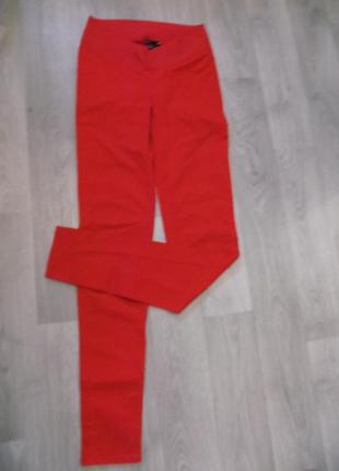 Шикарные красные джинсы штаны для беременных.h&m