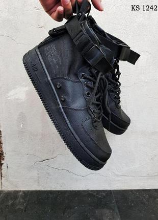 Черные высокие кроссовки nike sf air force 1 mid