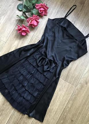 Платье  с бантиком чёрное атласное вискоза с красивой спинкой