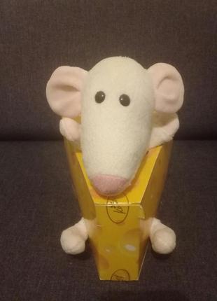 Мягкая игрушка "мышка, которая любит сыр" мышь в сыре