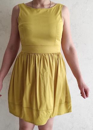 Летнее платье из сатина желтого цвета