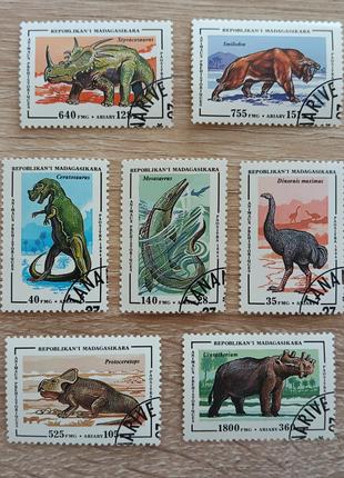 Марки мира Мадагаскар, динозавры, фауна
