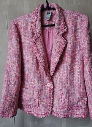Розовый твидовый жакет пиджак блейзер букле