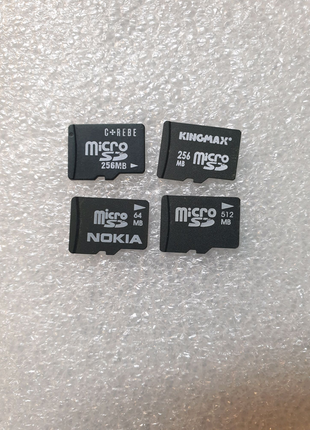 4шт MicroSD карти пам'яті лотом в одні руки маленькі обсяги