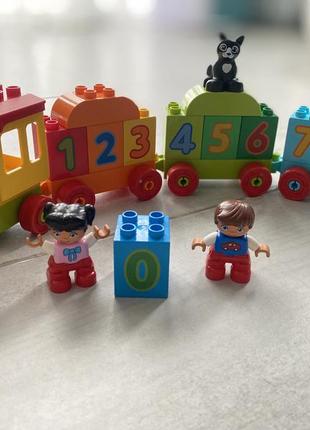 Лего поезд