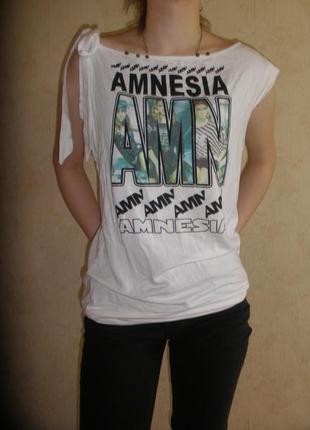 Трикотажный топ блузон футболка amnesia с завязкой на одно плечо