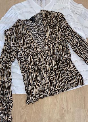 Блузка з тваринним принтом, тигровий принт