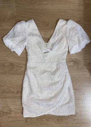 Женское нарядное платье, светлое, короткое, размер xs-s