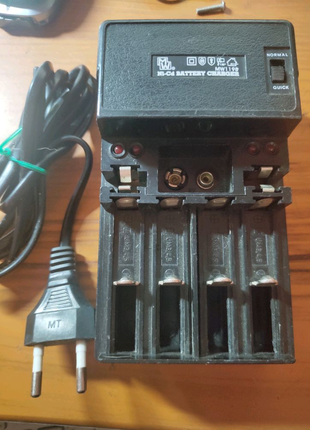 Зарядное устройство MW1198 (AA/AAA/Крона/