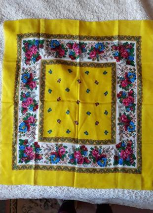 Шерстяный платок в народном украинском стиле, лежит лет 40, новый