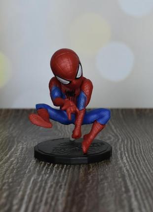 Фигурка - статуэтка на подставке "человек - паук. spider-man. ...