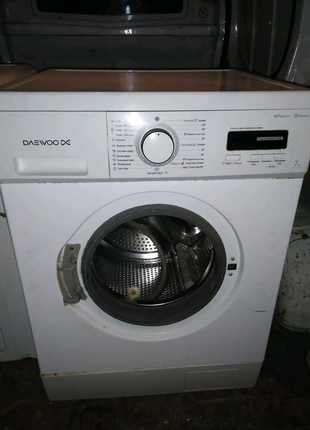 Разборках стиральной машины Daewoo. Разборка стиральных машин