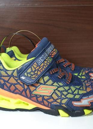 Skechers hydro lights 31р кросівки світні. оригінал 2020