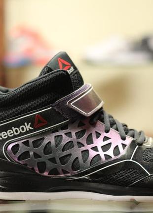 Жіночі спортивні кросівки для активного спорту танців reebok s...