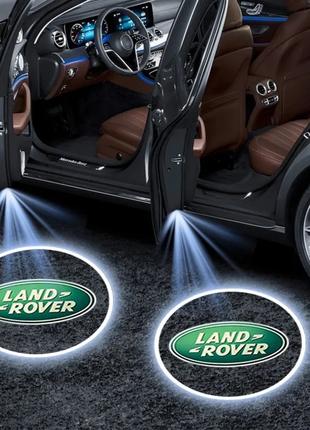 Светодиодная подсветка на двери автомобиля с логотипом Land Rover