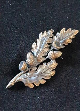 Silver Pin With Oak Leaves