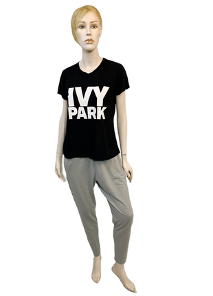 Футболка "ivy park" /m-l/eu-38-40/стан очень хорош!!