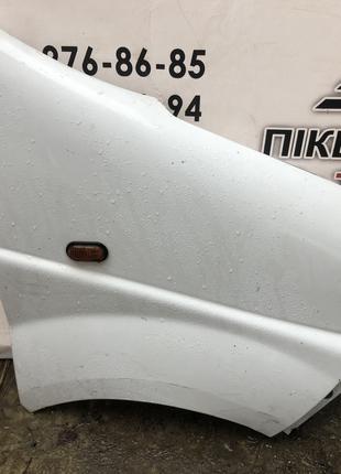 Крыло правое Opel Vivaro 02-06