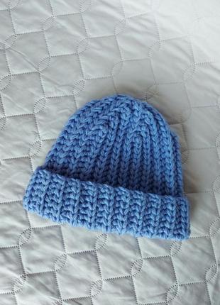 Объемная вязаная голубая шапка, крупная вязка, hand made