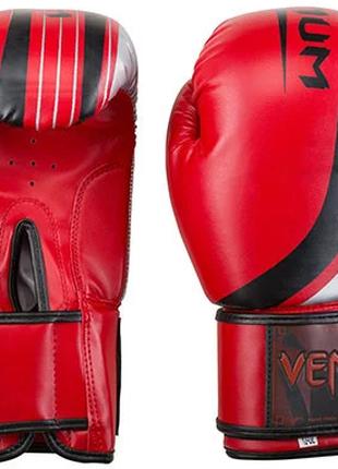Боксерские перчатки Venum красный VM55-12RS