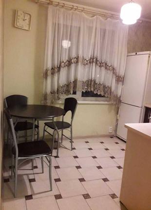 Продам квартиру в Київському району міста