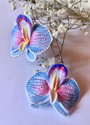 Голубые серьги орхидеи ручной работы