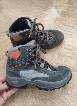 Демисезонные ботинки ботинки lowa gore tex