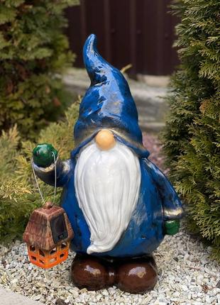 Новогодняя садовая фигура с полистоуна Гном новогодний синий