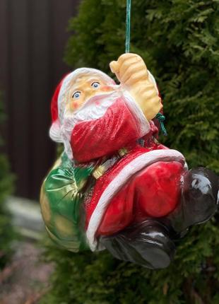 Новогодняя садовая фигура с полистоуна Дед Мороз на веревке
