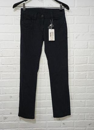 Новые классические джинсы на девочку рост 146-152