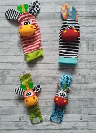 Носки и браслеты для новорожденных