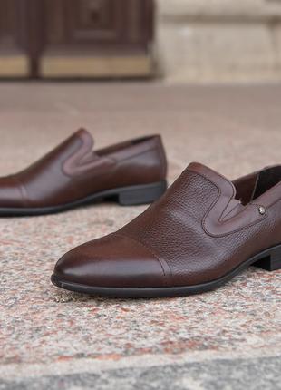 Чоловічі туфлі на резинці, коричневі 41 та 43 розмір