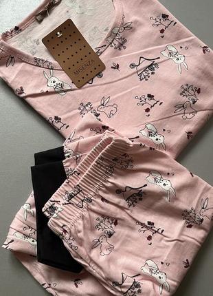 Розовая турецкая пижама тонкая, капри и футболка