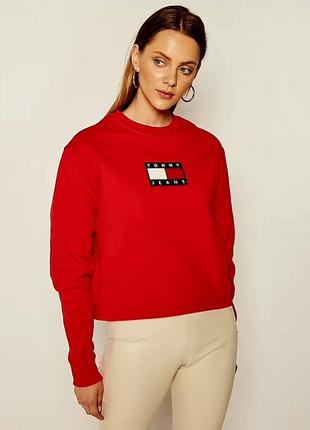 Женская красная кофта tommy hilfiger с большим лого