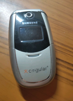 Телефон SAMSUNG SGH-E317