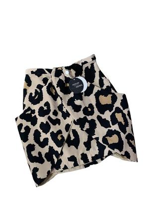 Леопардовая мини юбка