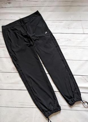 Черные брюки, джоггеры, спортивные штаны от adidas
