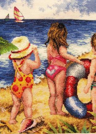 Набір для вишивання хрестиком Дітки на пляжі. Розмір: 35*26,7 см