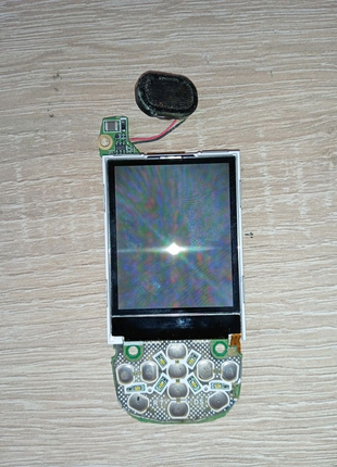 Екран для Самсунг D500 с клавиатурой