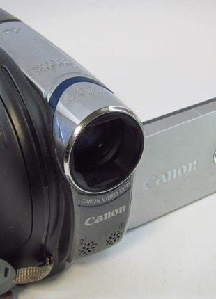 Відеокамера Canon DC311
