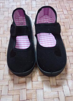Сменная обувь тканевые чешки туфли