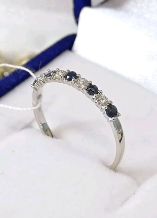 Золотое кольцо дорожка с сапфиром и бриллиантами