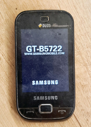 Samsung  GT-B5722