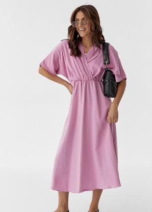 Розовое платье миди, свободного кроя с поясом