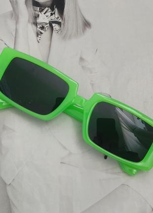 Солнцезащитные очки прямоугольные в широкой оправе Салатовый